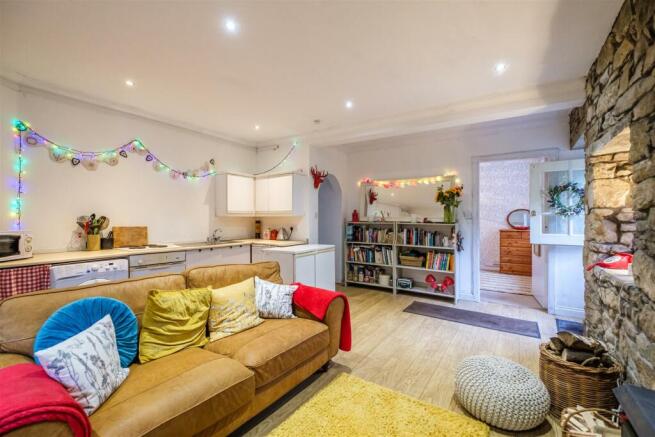 Broom Cottage-11.jpg