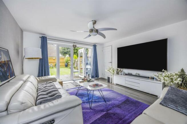 23 Nightingale Close, Rowlands Castle-PorticoMarke