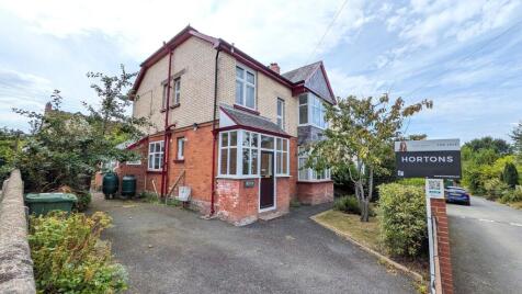 Springfield Avenue, Barnstaple, EX32