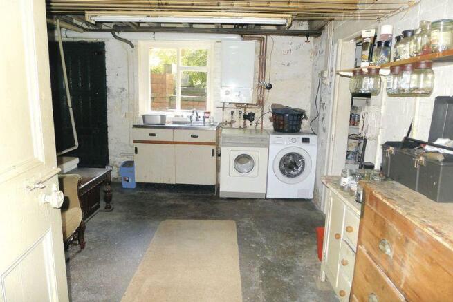 CELLAR ROOM 1