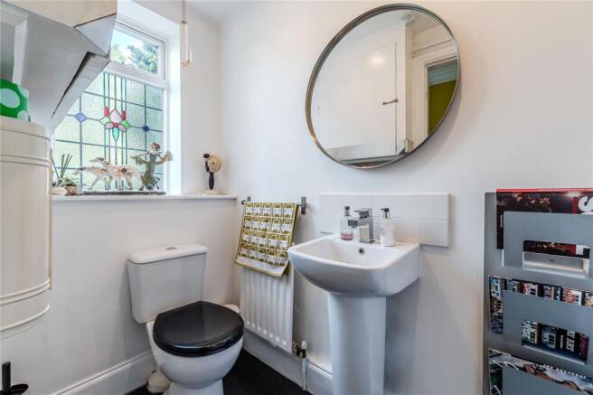 6 bed Semi-Detached for sale Image 11