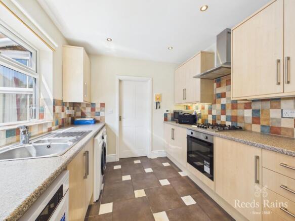 3 bed Terraced for sale Image 10