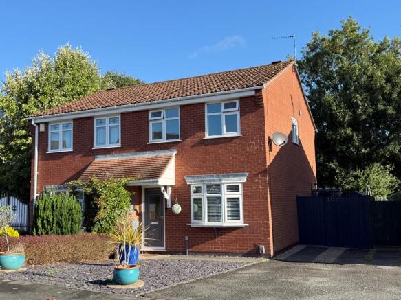 6 Newquay Close, Hinckley