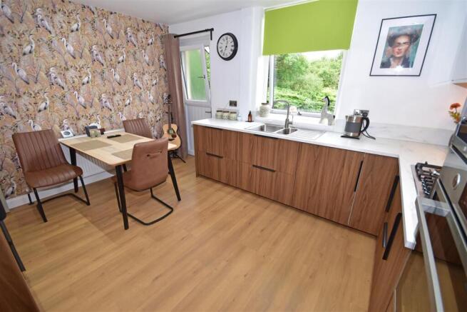 2 bed Terraced for sale Image 7