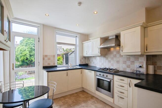 3 bed Semi-Detached for sale Image 7