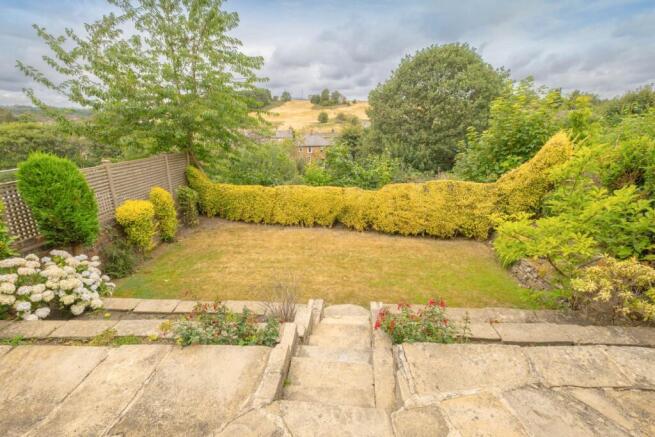 3 bed Detached for sale Image 4