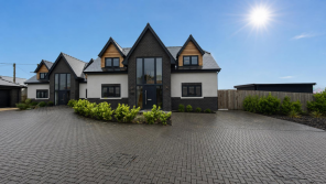 Highfield, Llwydcoed Road, Llwydcoed, Aberdare CF44 0TN