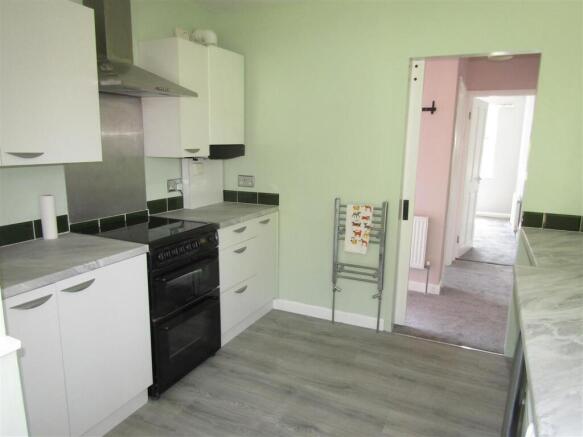 2 bed Semi-Detached Bungalow for sale Image 5
