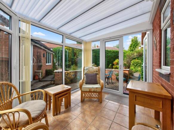 2 bed Semi-Detached Bungalow for sale Image 7