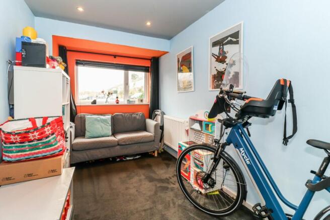 Bedroom/Family Room