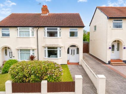 Broxton Avenue, West Kirby, Wirral, Merseyside, CH48