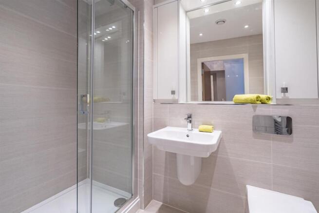 2 bed Duplex for sale Image 11