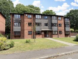 13, Amber Court, Redan Gardens, Aldershot GU12 4SH