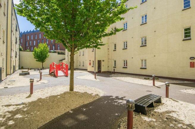 Shared Courtya...