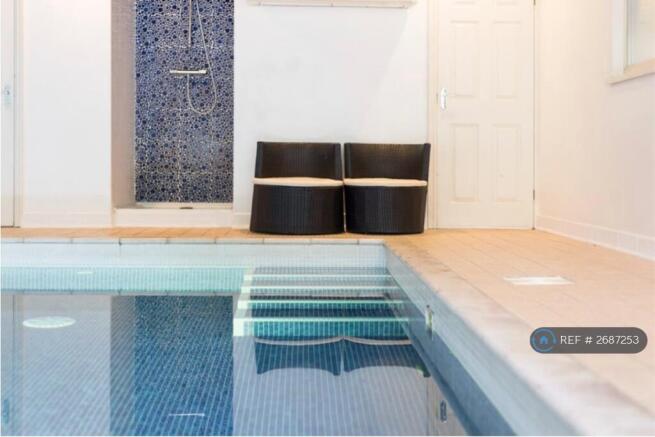 Swimming Pool With Shower And Wc