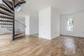 2a, Harland Road, London SE12 0JA