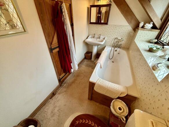 Photo 11