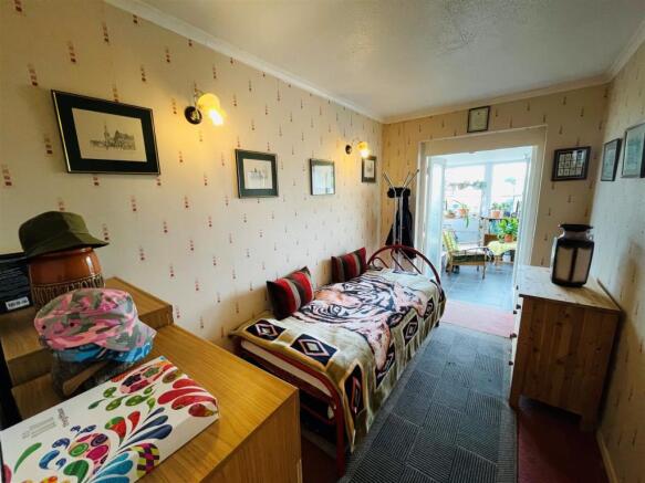 38savbed3.jpg