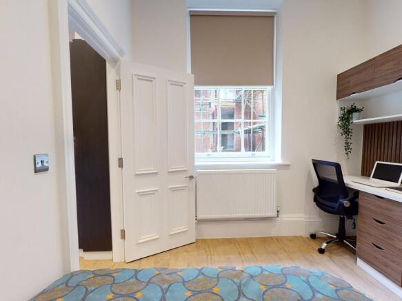 1 bed Apartment to rent Image 9