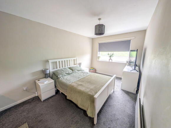 2 bed Apartment for sale Image 7