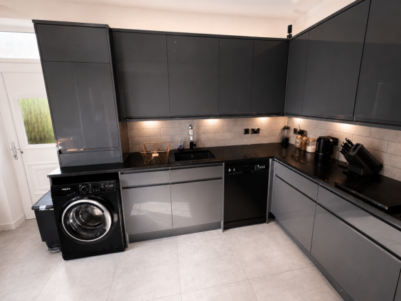 4 bed End of Terrace for sale Image 5