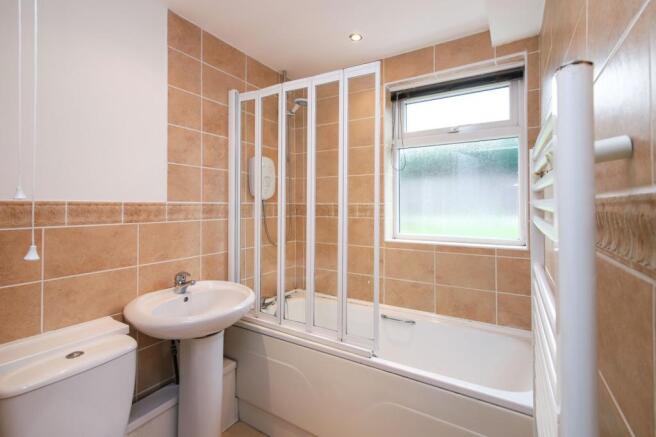 bathroom (Main)