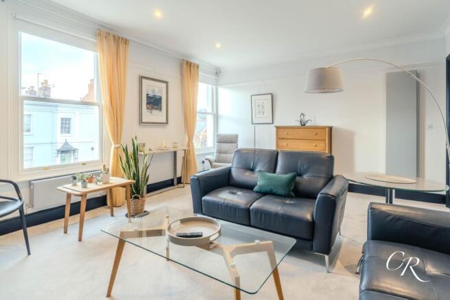 Sitting Room / Bedroom