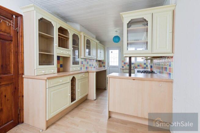 3 bed Terraced for sale Image 6