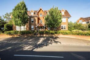 Flat 6, Rosehill, Wray Common Road, Reigate RH2 0UH