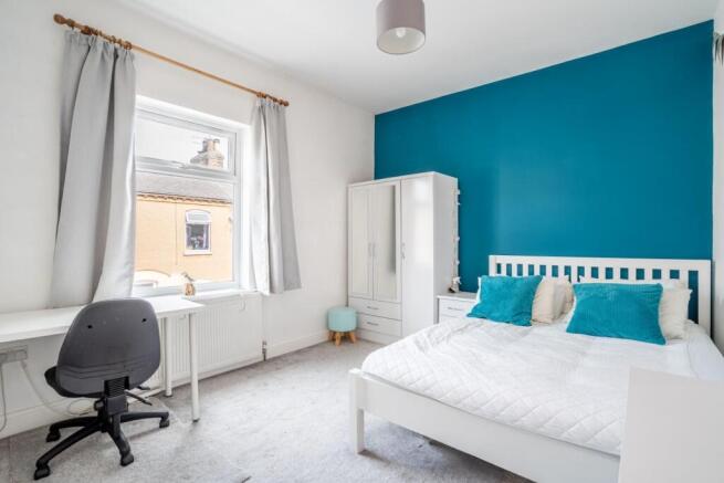 2 bed Terraced for sale Image 6