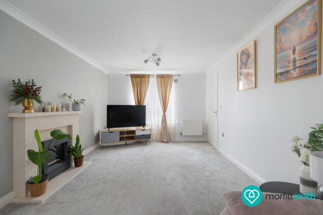 4 bed Semi-Detached for sale Image 8