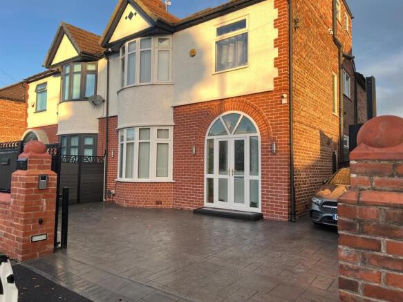 WhatsApp Image 2025-12-15 at 13.18.37.jpeg