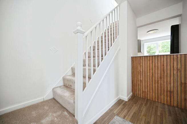 3 bed Semi-Detached for sale Image 6