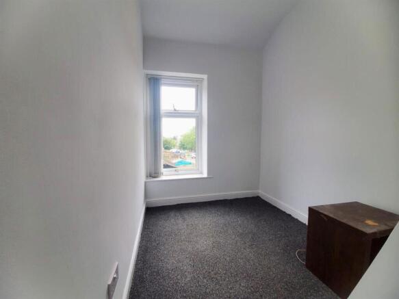 2 bed Terraced for sale Image 10