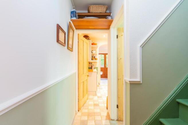 DAORLLEWDRIB92 - Hallway A.jpg