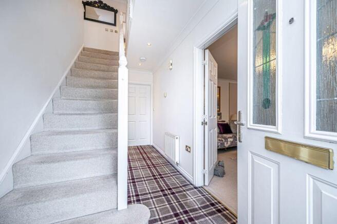 71 Braemar Drive, Dunfermline, KY11 8ES photo 4
