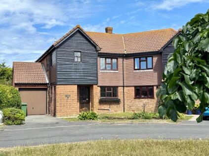 Boscawen Close, Langney Point, Eastbourne, East Sussex, BN23