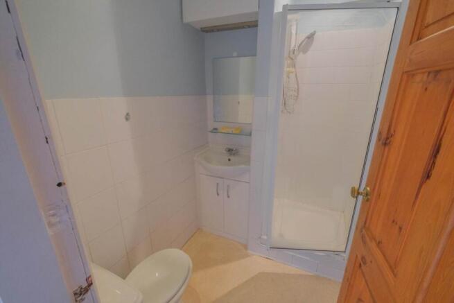 2 bed Terraced for sale Image 7