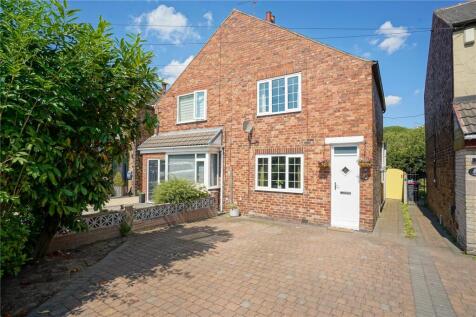 Northfield Lane, Wickersley, Rotherham, South Yorkshire, S66