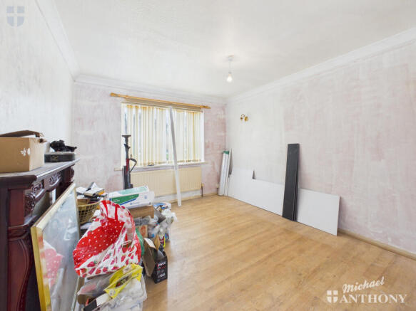 CAM03852G0-PR0663-STILL002