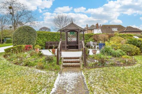 Waldegrave Gardens, Upminster, Essex