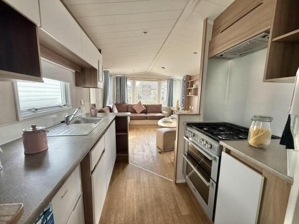 3 bed Caravan for sale Image 8