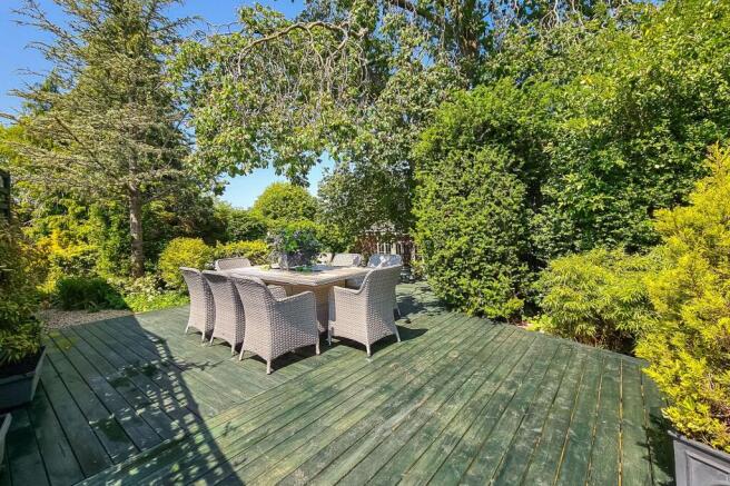 4 bed Detached for sale Image 11