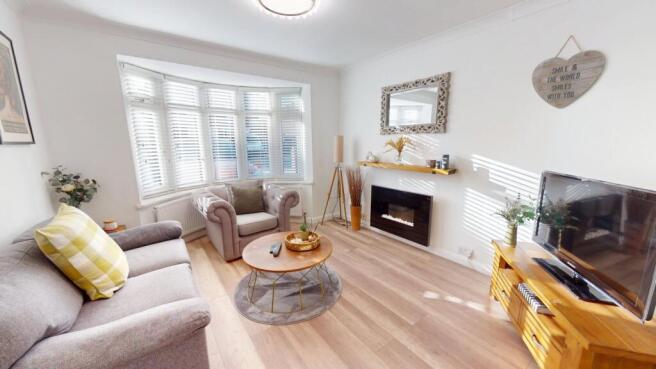 4 bed Detached Bungalow for sale Image 10