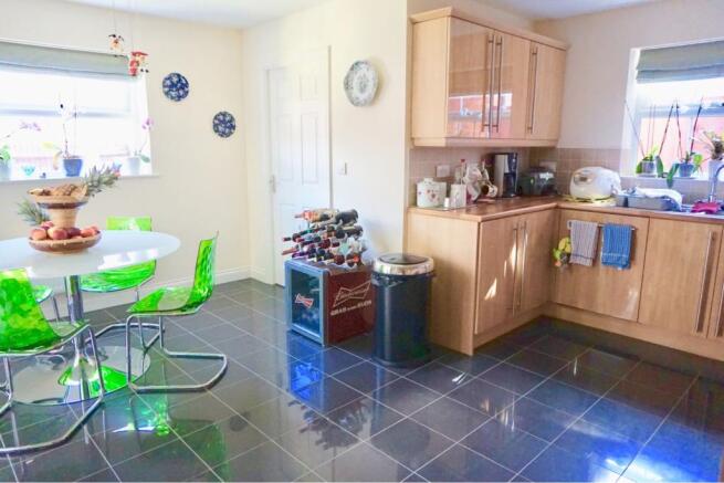 Kitchen/Breakfast