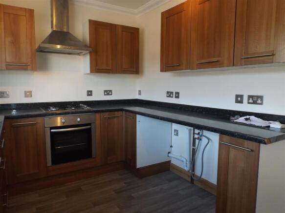 kitchen pic 4.JPG