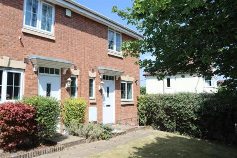 Station Road, Rushall