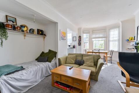 Hackford Road, Oval, London, SW9