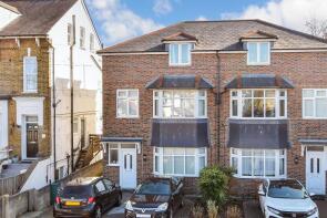 Flat 3, 29, Clarendon Road, Wallington SM6 8QX