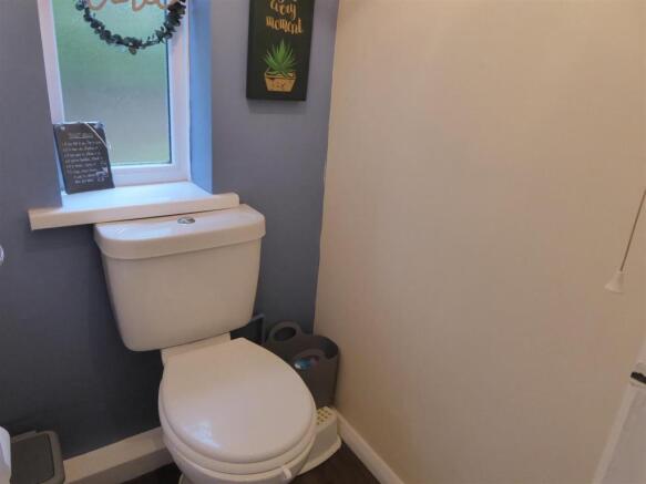 SEPARATE W/C
